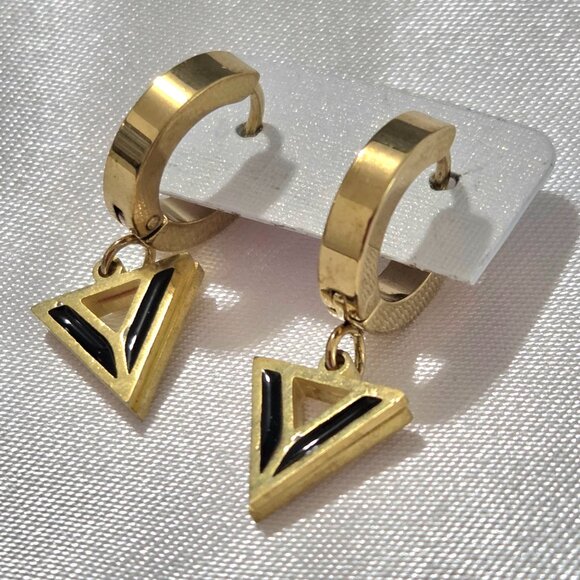 18k Gold Plated Hoop earrings geometric design - Picture 3 of 5